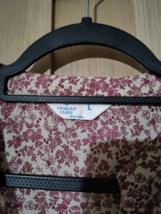 Camisa estampada flores beige y rosa Talla L