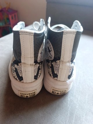 Converse Talla 39 Serpiente