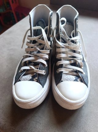 Converse Talla 39 Serpiente