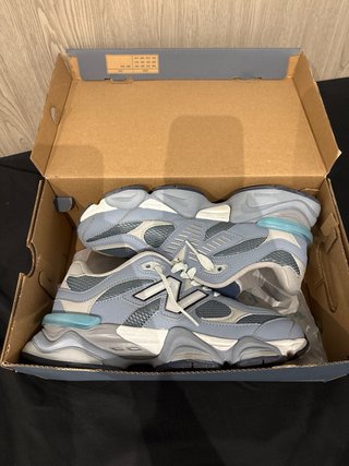 Tenis New Balance 9060 Azul