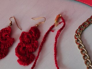 Bolso Misako Rojo + Collar y Pendientes Crochet
