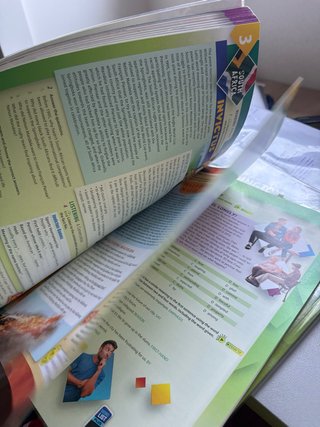 BURLINGTON SKILLS FOR 2 BACH STUDENT'S BOOK