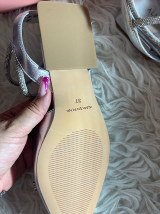 Zapatillas Alma en Pena plateadas con lazo