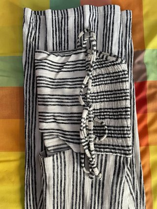 Mono marinero largo con nudo al cuello