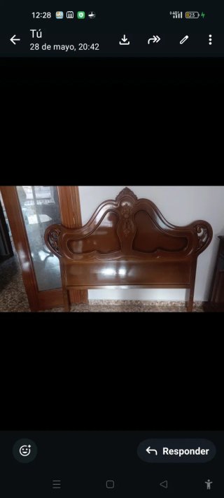 Mesitas de noche de madera y mármol