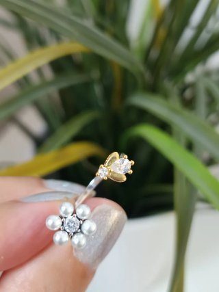 Anillo Pandora Flor y Abeja T.56