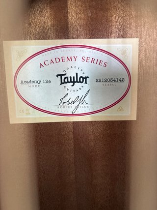 Guitarra Taylor Academy 12e Electro acustica