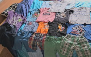 10 CAMISETAS 5 PANTALONES NIÑO 8 A 10 AÑOS