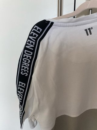 Camiseta 11 Degrees Hombre Blanca y Gris