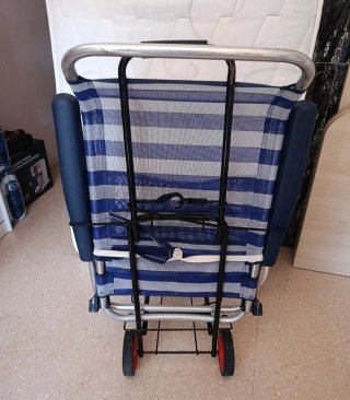 Carrito para sillas de playa