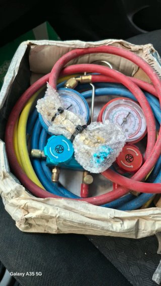 Manómetro Refrigeración con Mangueras