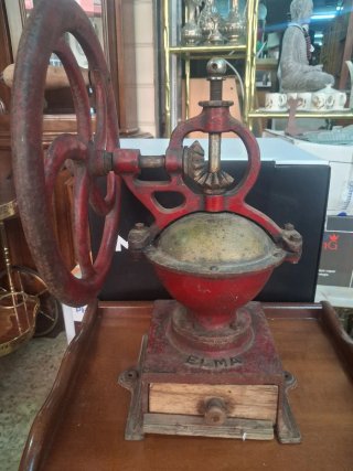 Antiguo Molinillo de Café Elma