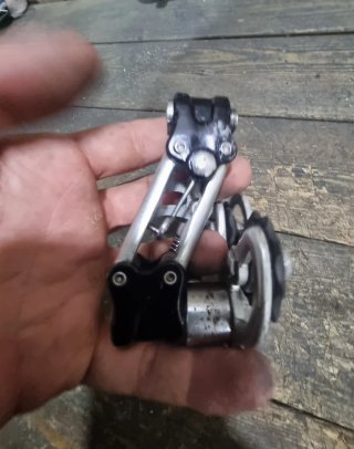 Zeus Supercronos Desviador Trasero