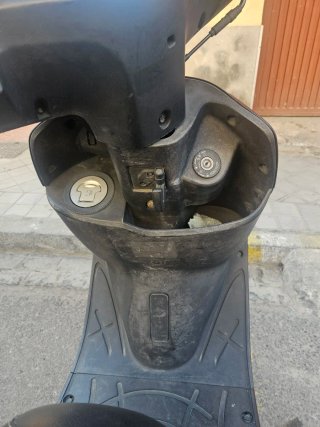 Kymco Movie 125cc para piezas o arreglo