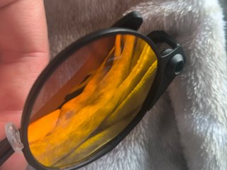 Gafas Oakley Deadbolt rojas