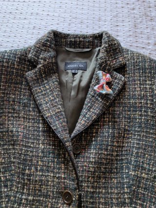 Chaqueta lana ,poliamida y poliester nuy bonita