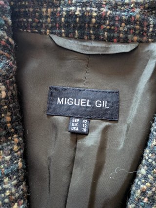 Chaqueta lana ,poliamida y poliester nuy bonita