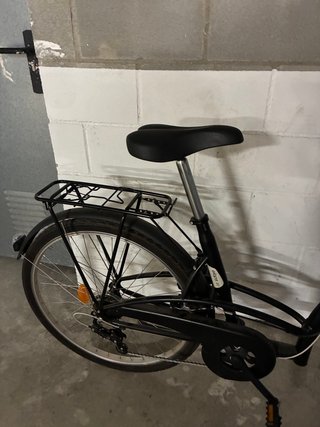 Bicicleta de paseo Btwin negra