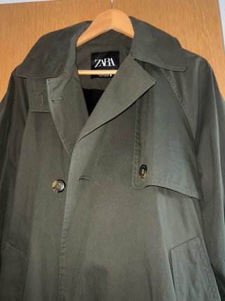 Trench Zara oversize verde talla S