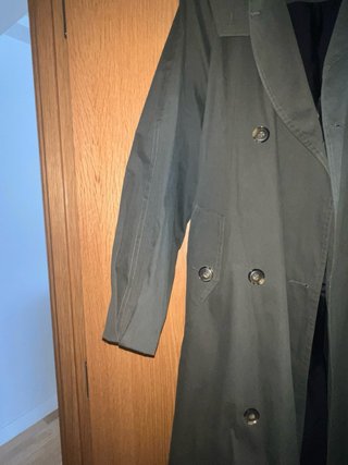 Trench Zara oversize verde talla S