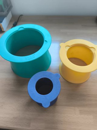 Moldes apilables para playa y nieve Quut