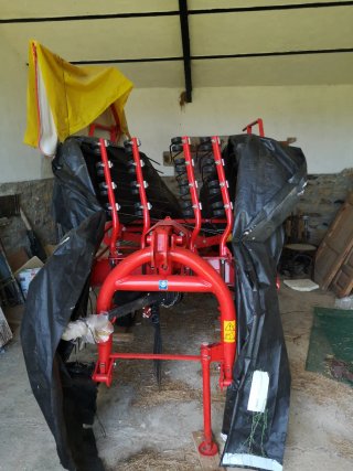 Rastrillo Hilerador Kuhn 4321