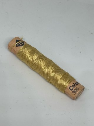 Hilo Gutermann 300 Dorado