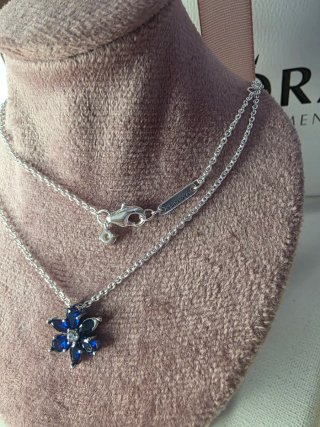 Conjunto Pandora Flor Zafiro y Circonita