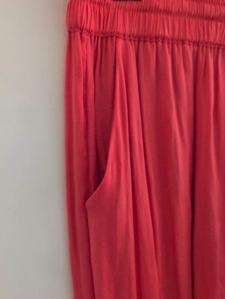 Pantalón fluido fucsia