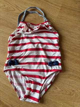 Pantalón y bañador niña 2-3 años Boboli Zara