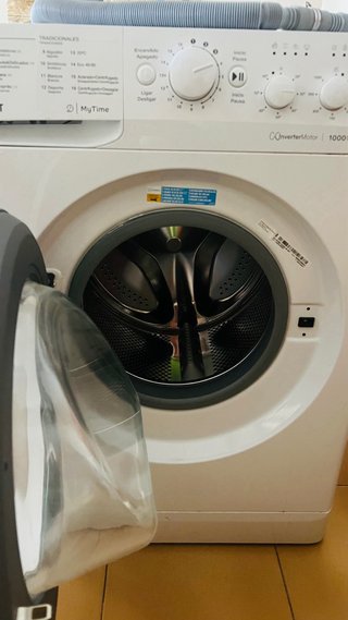 Lavadora Indesit 9kg 1000rpm
