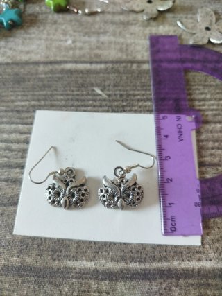 Pendientes estrella verde con abalorios artesanale