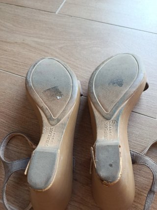Sandalias cuña marrones talla 40