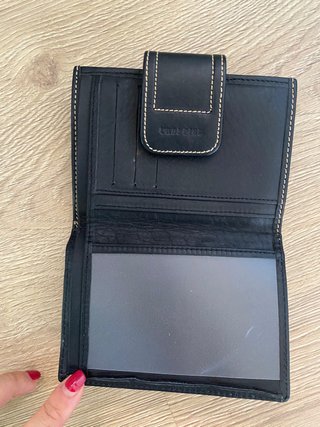 Cartera Urbi Piel Cuero Azul Oscuro