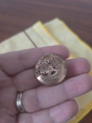 Esfera Omega Genève Calibre 562