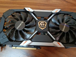 3 Tarjetas Gráficas, dos 1060 de 6Gb GDDr5 y rx580