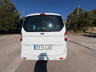 Ford Tourneo Courier 2020