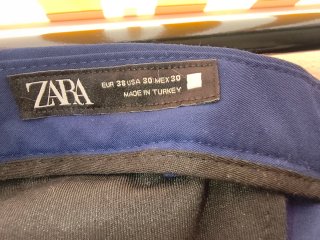 Traje de chaqueta y pantalón azul