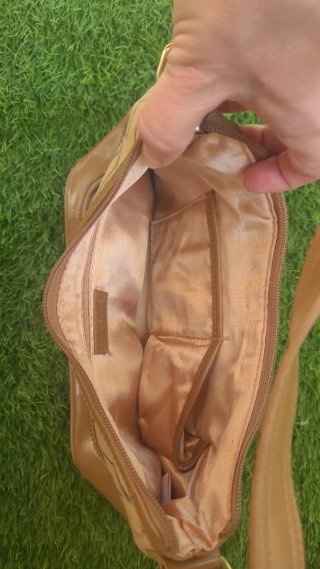 Bolso XOXO Beige y Dorado