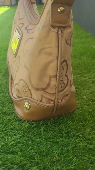 Bolso XOXO Beige y Dorado