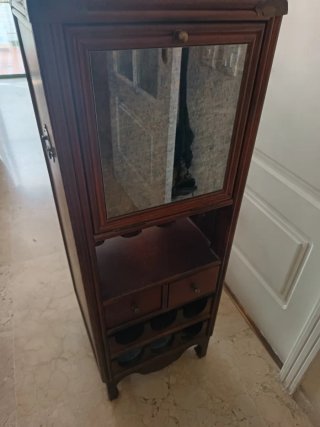 Mueble Botellero Madera y Cristal