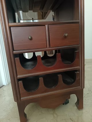 Mueble Botellero Madera y Cristal