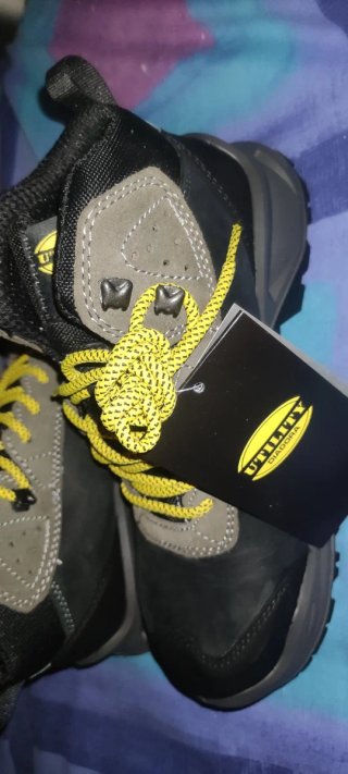 Botas 38 Diadora nuevas