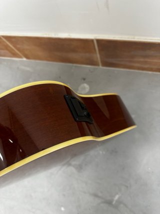 Guitarra acústica Harley Benton + Funda ligera