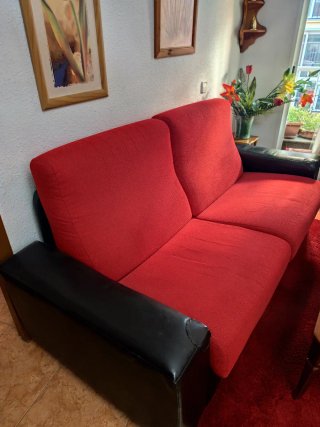 Sofá Cama Rojo y Negro