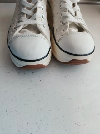 Zapatillas deportivas blancas