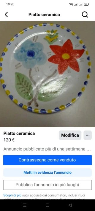 Piatto in ceramica decorato a mano
