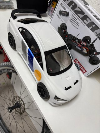 Kyosho Fazer MK2 Kit Montado