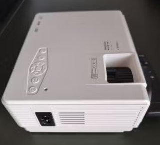 Proyector portátil YOOYAA - Como nuevo