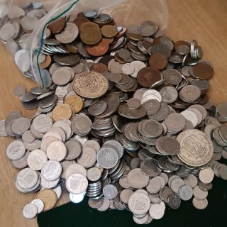 Lote 2kg Monedas del Mundo